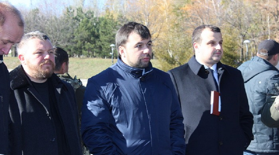 Денис Пушилін (у центрі) та Олександр Лаврентьєв (праворуч), фото: СБУ
