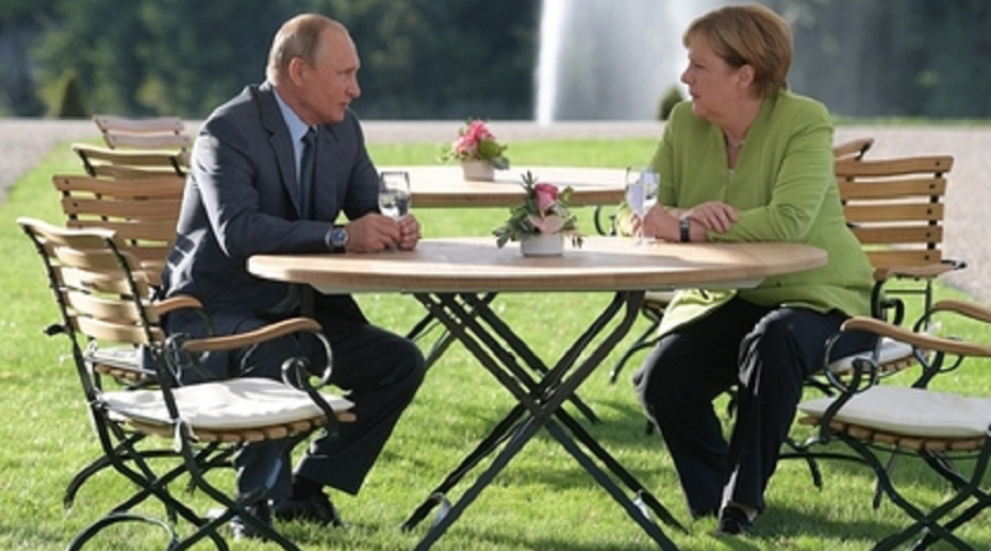 Володимир Путін та Ангела Меркель, джерело фото: lenta.ru